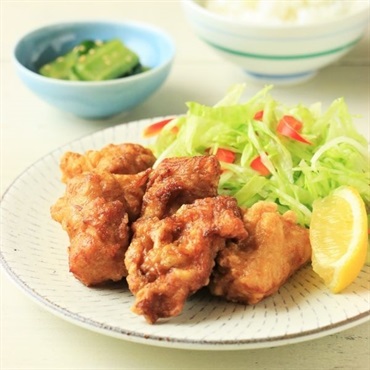 ジューシーな本格からあげ