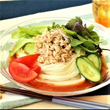 KAGOMEコラボレッスン　夏にぴったり！トマトつゆで楽しむ さっぱりサラダそうめん♪
