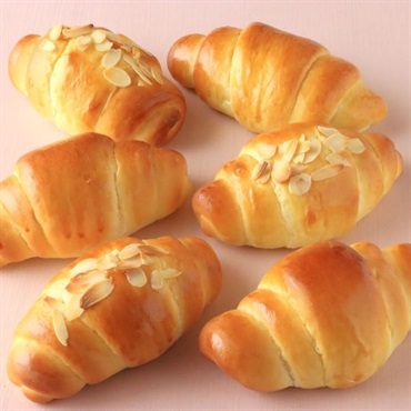 【秋めぐり対象】はじめての手ごねパン♪バターロール＆チョコロール