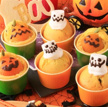 ブルガリア文化を感じながら英語でつくるハロウィンスイーツの世界