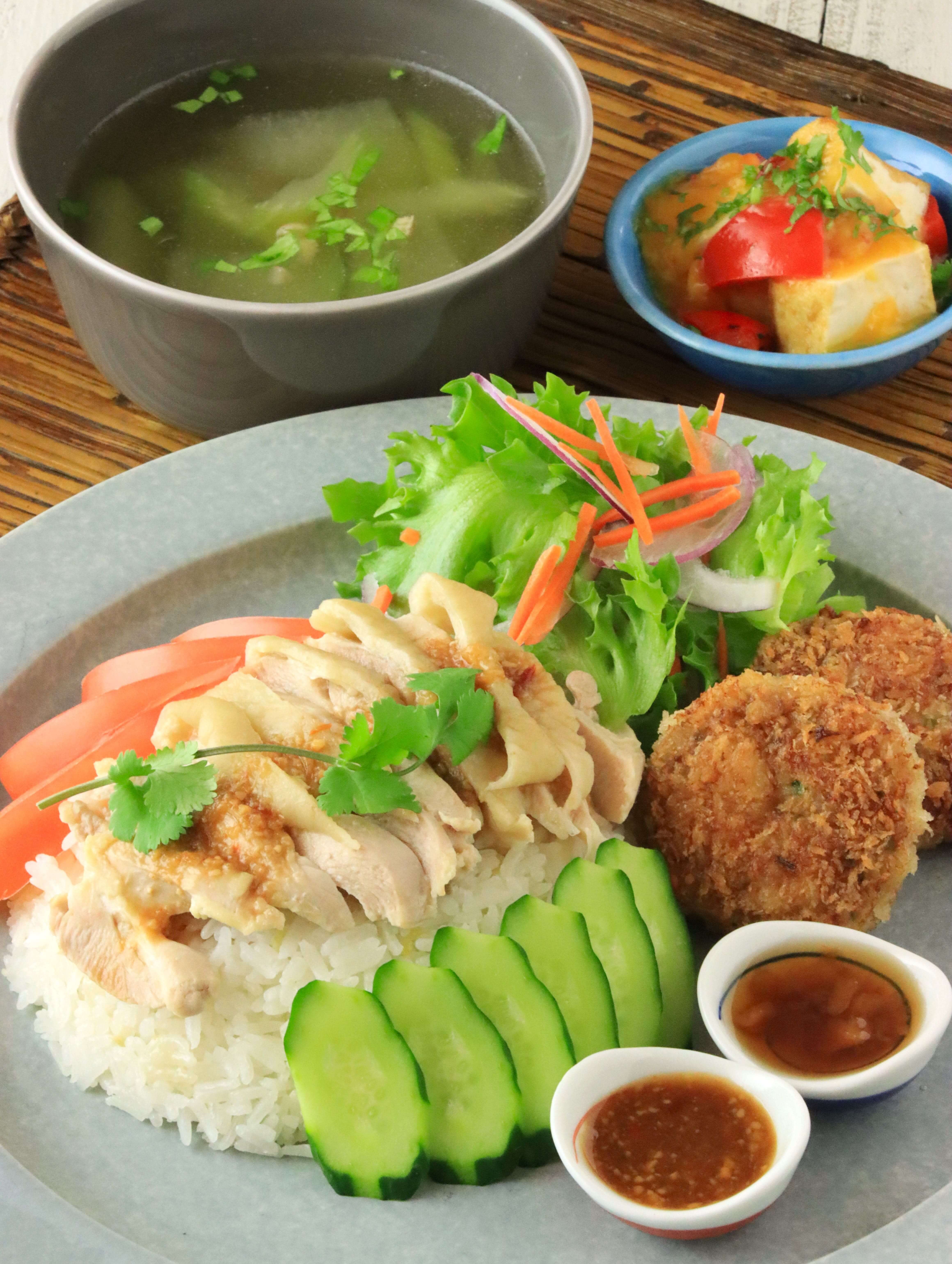 情熱の国♪タイの街角食堂メニュー